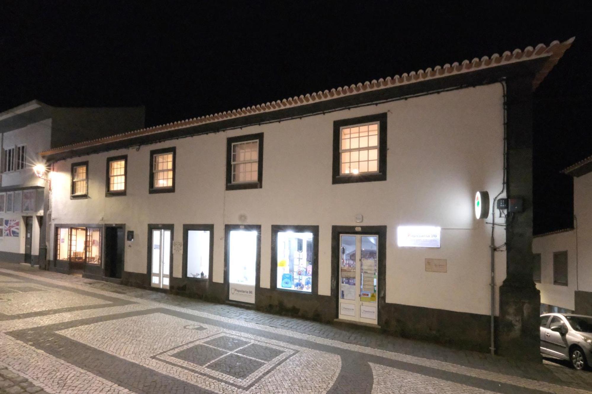 Apartamentos Azera - Antonio Azera Praia da Vitoria Bagian luar foto